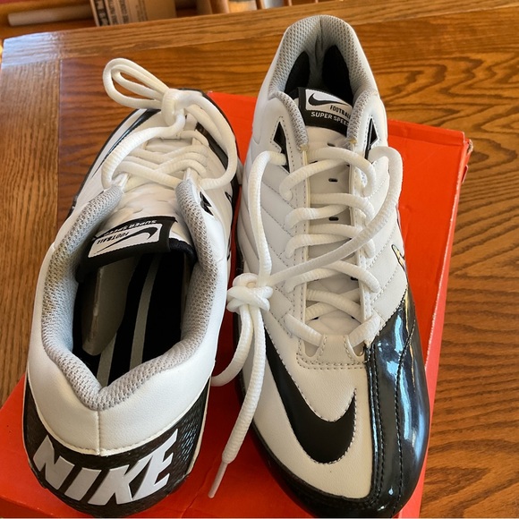 NWT Nike Super Speed D Men’s Football Cleats, Sz 8 (Euro 41) - Picture 3 of 12
